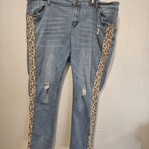 Southern Stitch Boutique Jeans with Leopard Print XXL